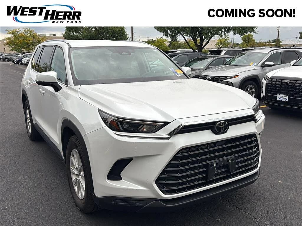 2024 Toyota Grand Highlander Hybrid XLE — photo 1 of 19