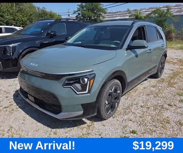 2023 Kia Niro EV Wind — photo 1 of 23