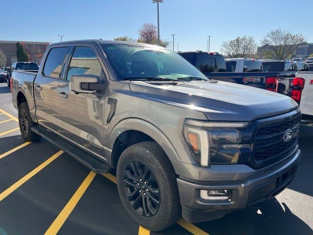 2024 Ford F-150 LARIAT — photo 1 of 8