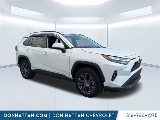 2022 Toyota RAV4 Hybrid XLE Premium — photo 1 of 15