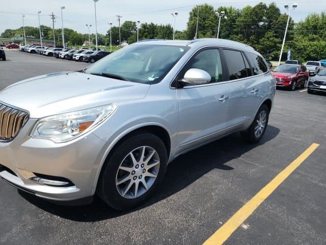 2017 Buick Enclave Leather — photo 1 of 9