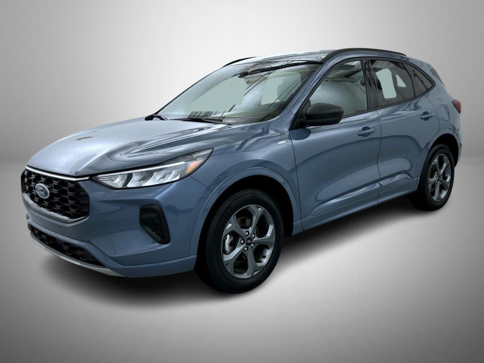 2024 Ford Escape ST-Line — photo 1 of 26