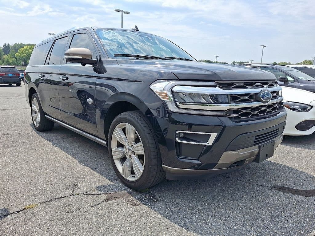 2022 Ford Expedition Max King Ranch — photo 1 of 20
