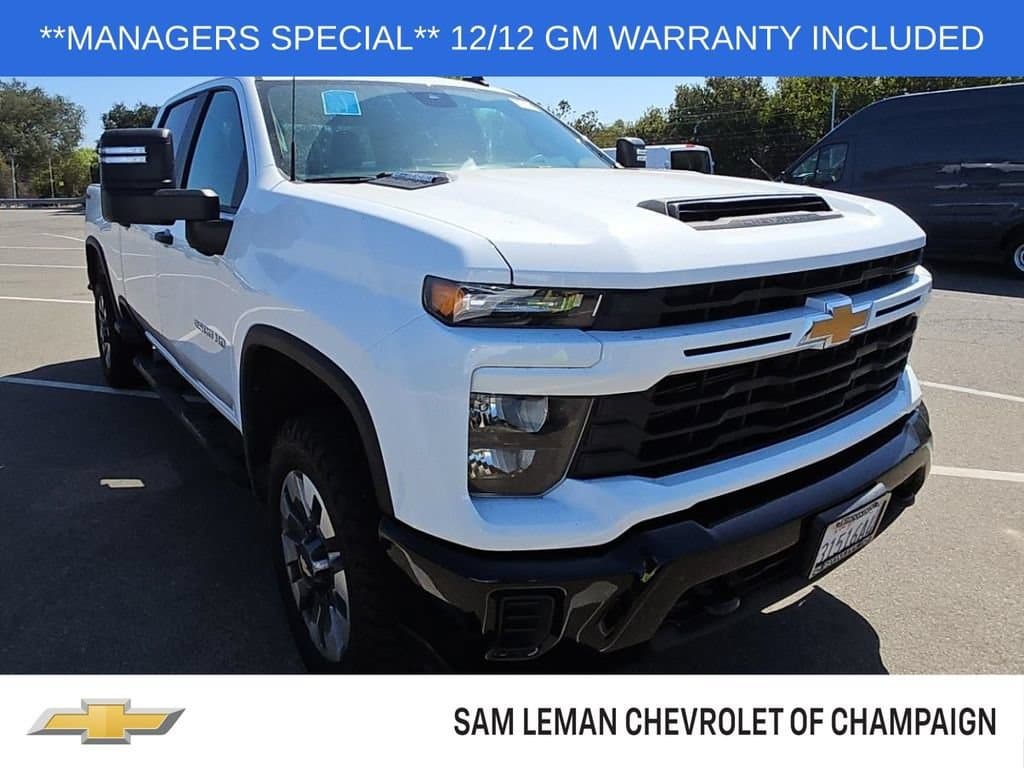 2024 Chevrolet Silverado 2500HD Custom — photo 1 of 19