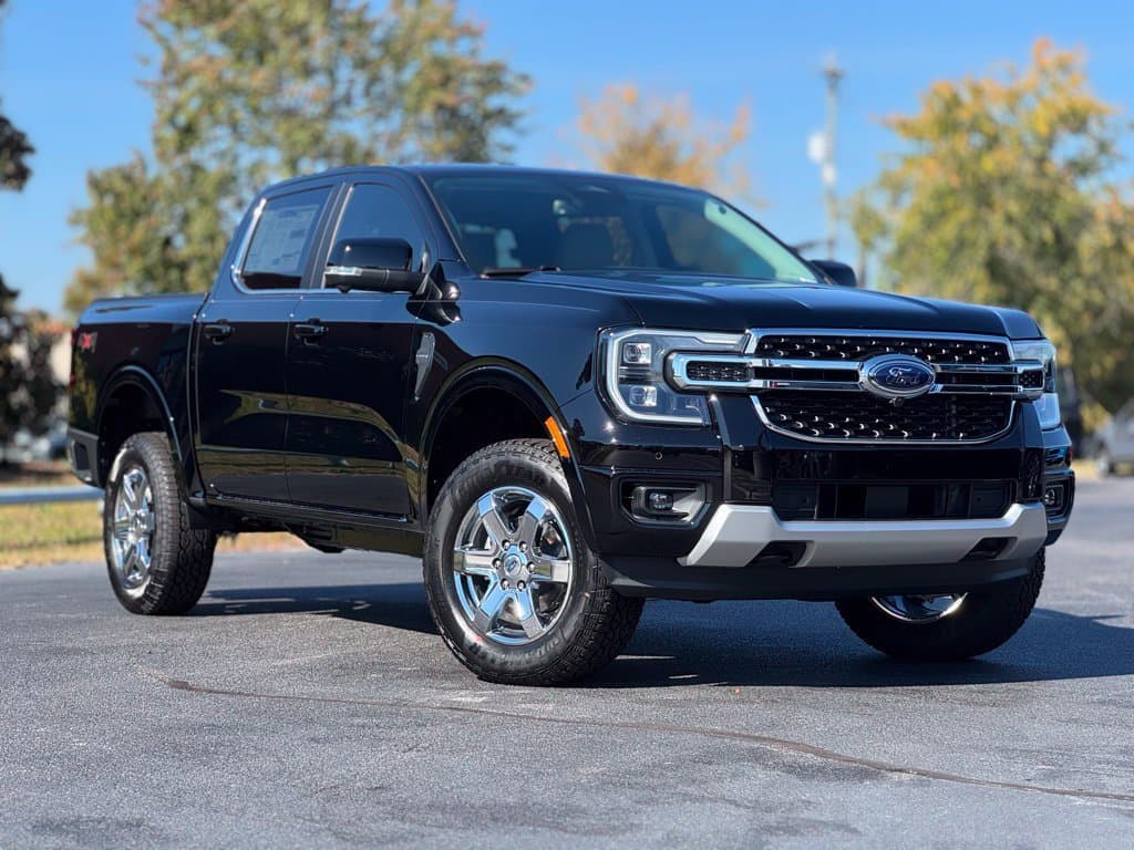 2025 Ford Ranger LARIAT — photo 1 of 33