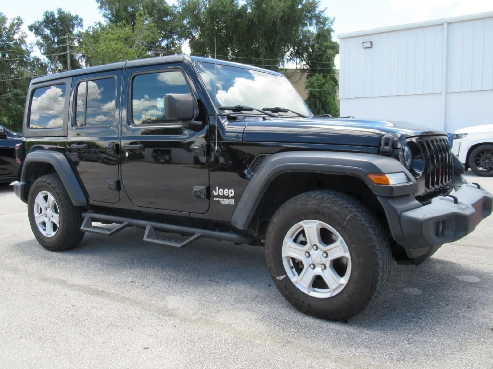 2019 Jeep Wrangler Sport S — photo 1 of 11