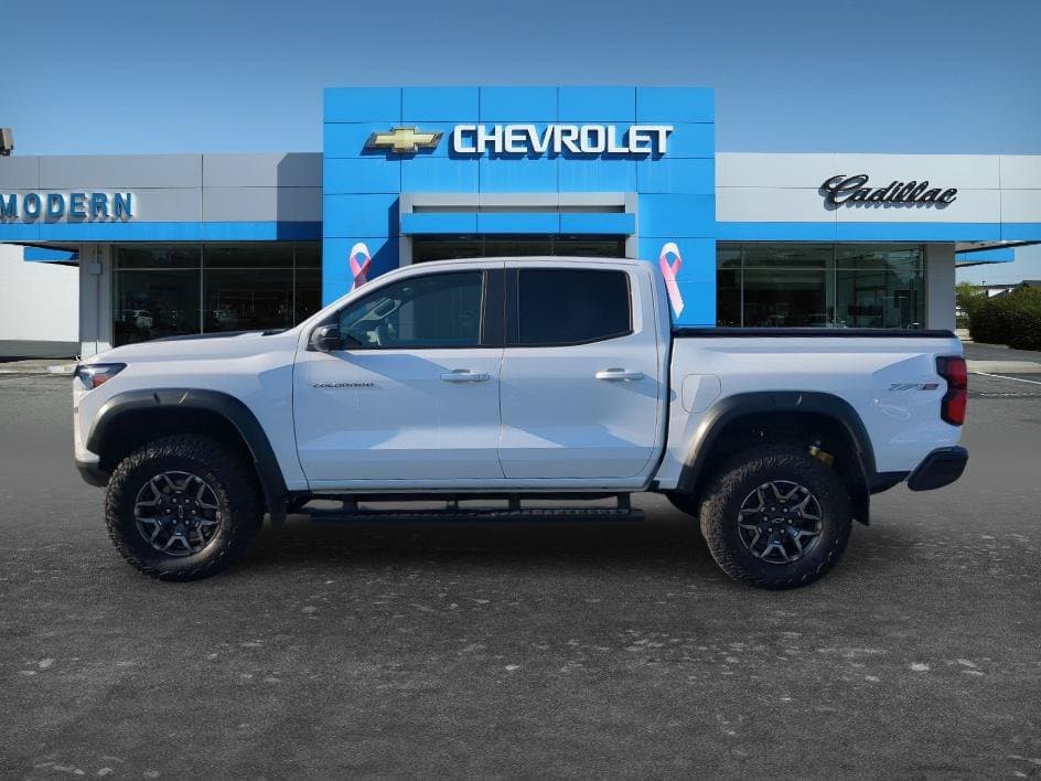 2026 Chevrolet Colorado ZR2 — photo 1 of 38