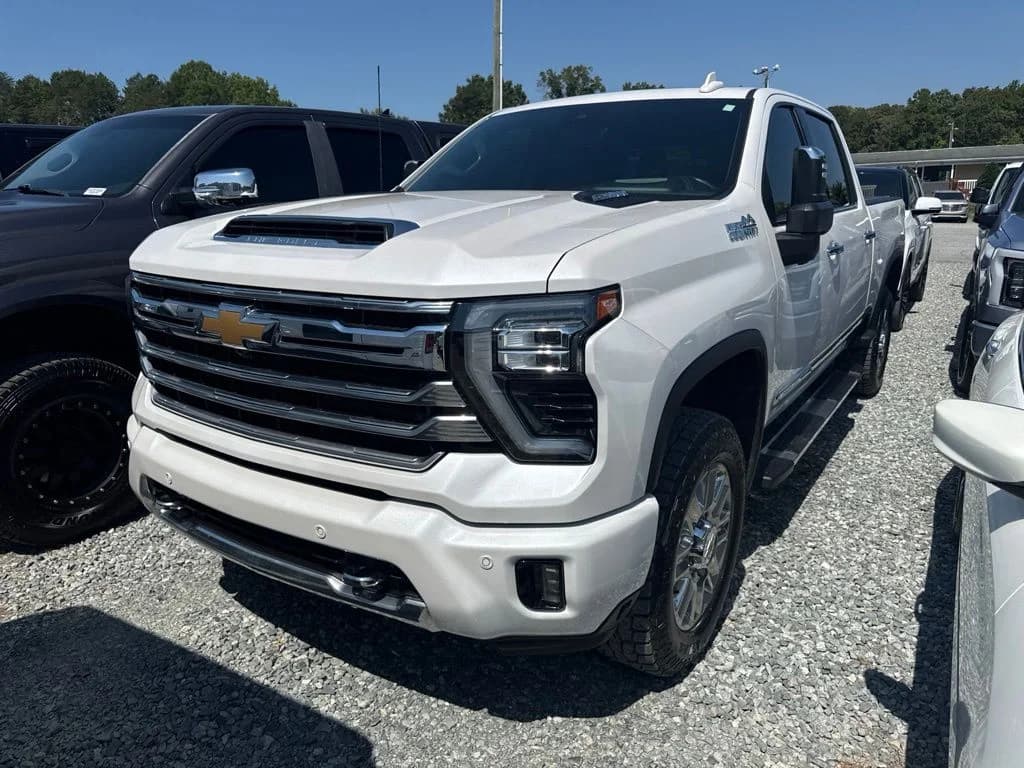 2025 Chevrolet Silverado 2500HD High Country — photo 1 of 5