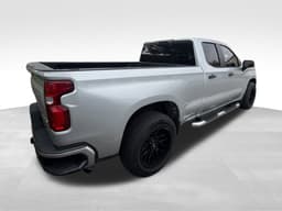 Extra Photo