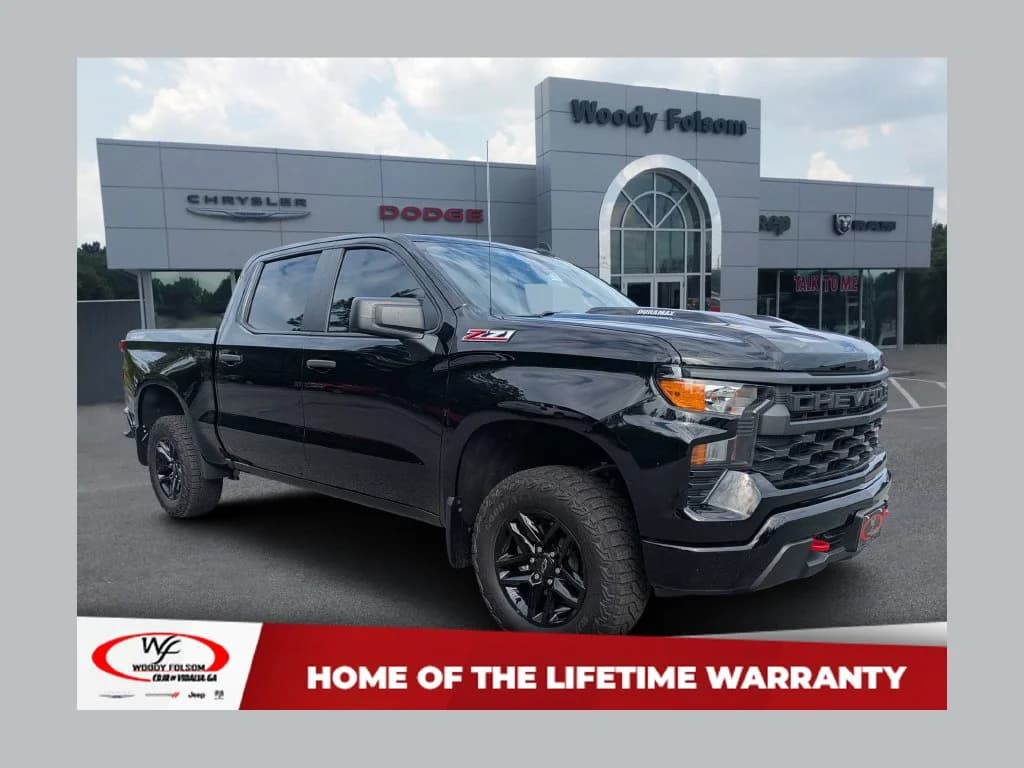 2025 Chevrolet Silverado 1500 Custom Trail Boss — photo 1 of 29