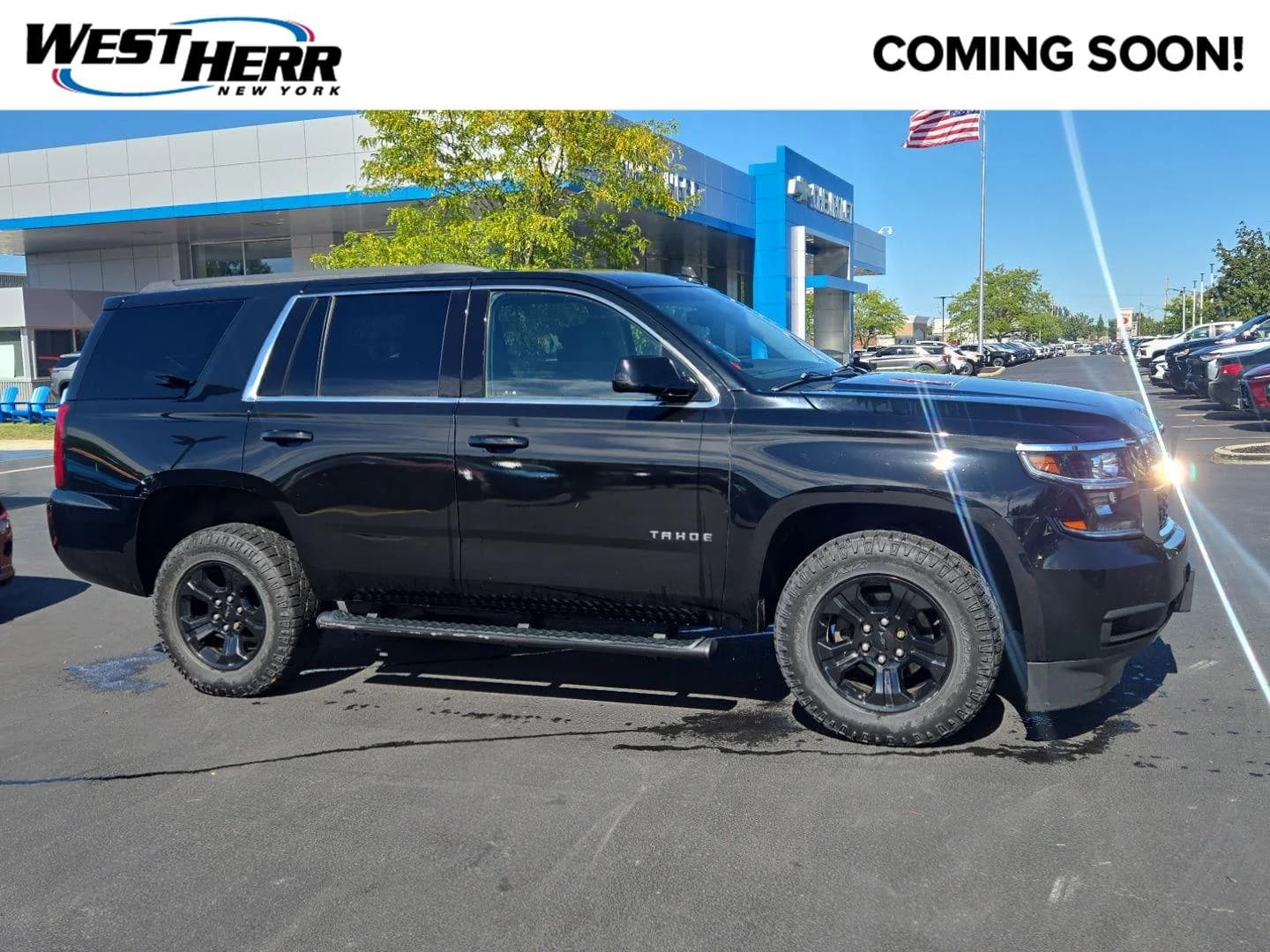 2019 Chevrolet Tahoe LS — photo 1 of 15