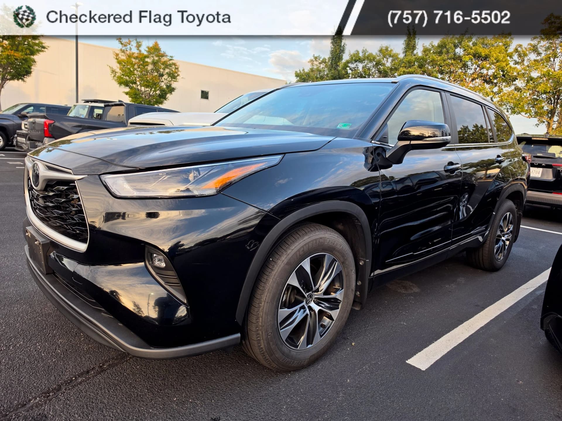 2026 Toyota Highlander XLE — photo 1 of 23