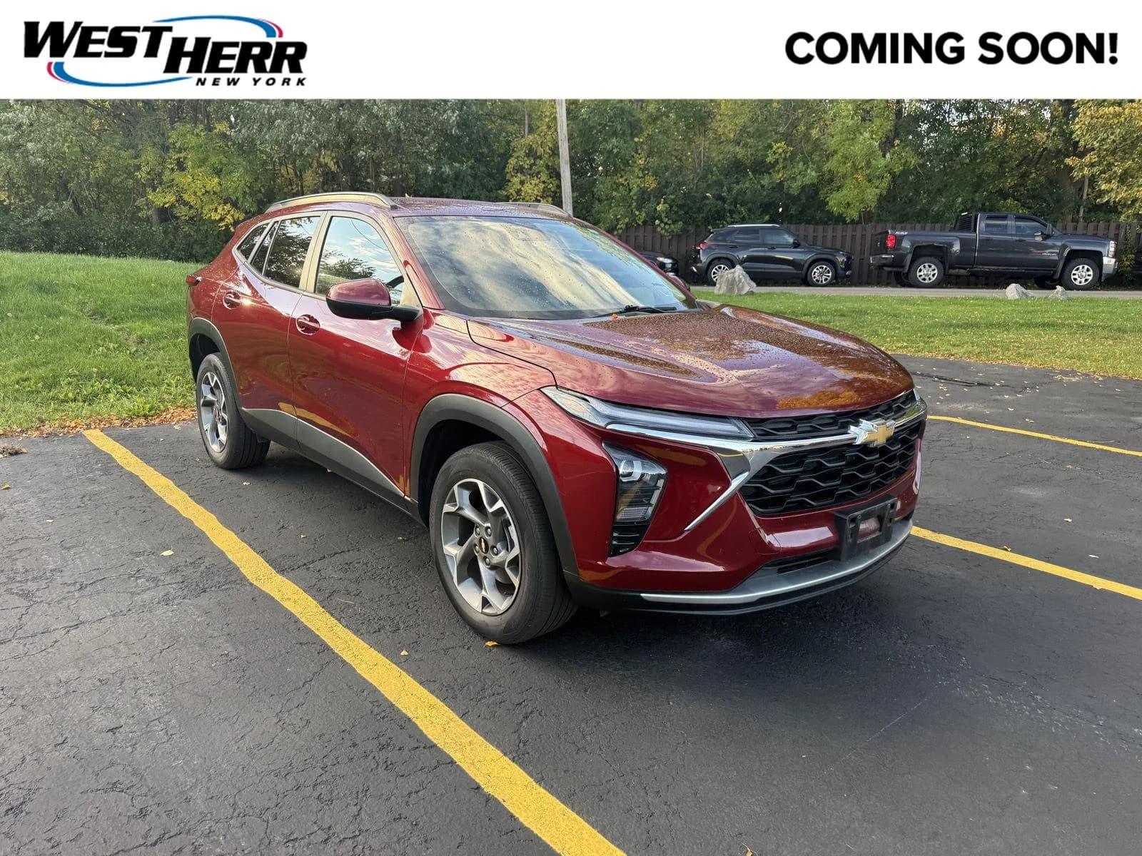 2024 Chevrolet Trax LT — photo 1 of 20