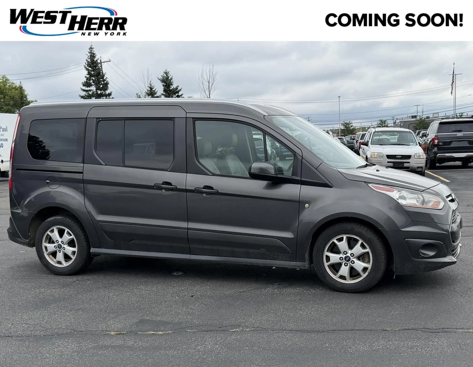 2016 Ford Transit Connect Wagon Titanium — photo 1 of 9