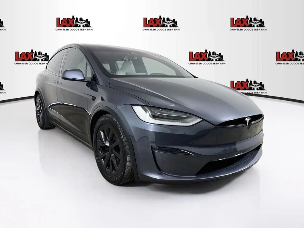 2023 Tesla Model X Standard Range — photo 1 of 34