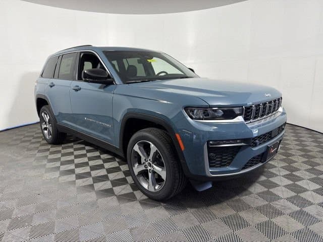 2026 Jeep Grand Cherokee Limited — photo 1 of 34