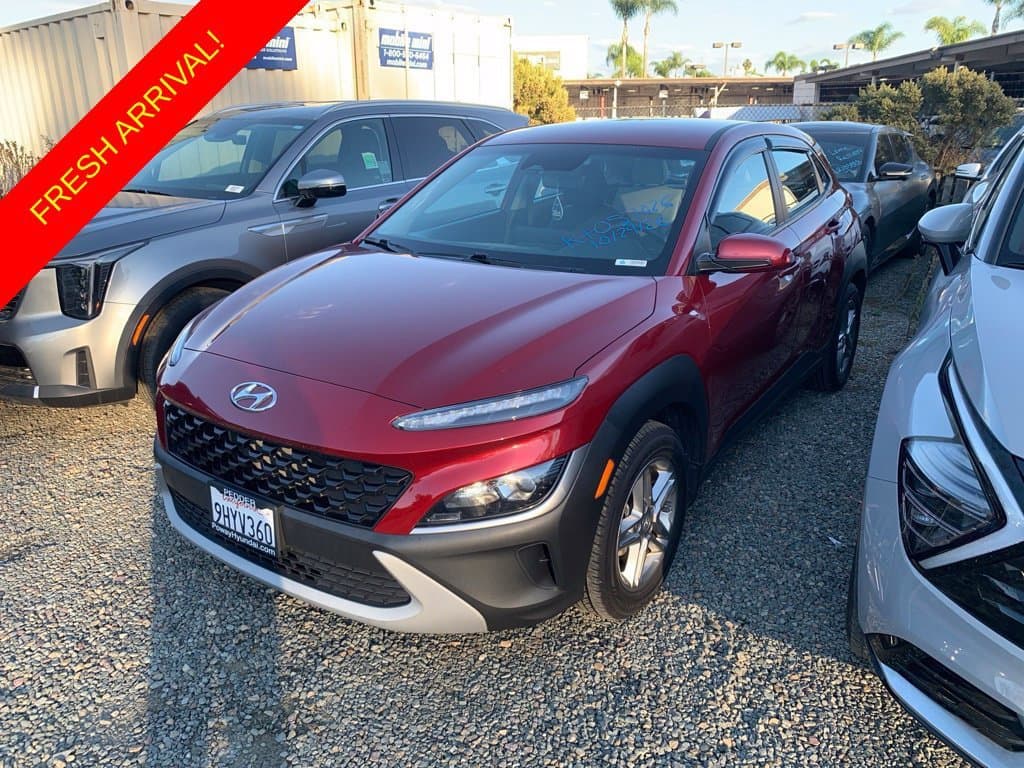 2023 Hyundai Kona SE — photo 1 of 10