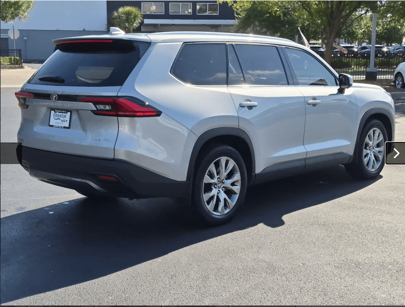 2024 Toyota Grand Highlander Limited — photo 1 of 5