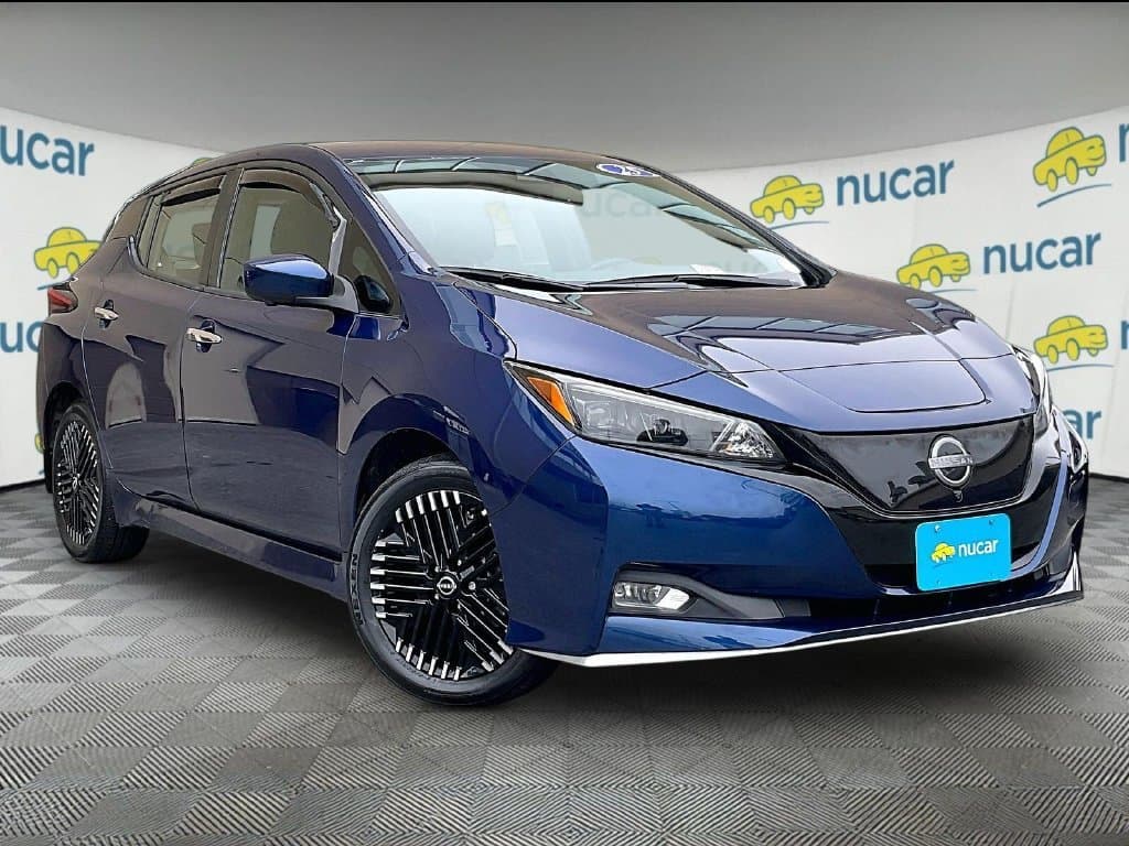 2025 Nissan LEAF SV PLUS — photo 1 of 35