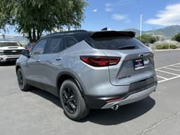Extra Photo
