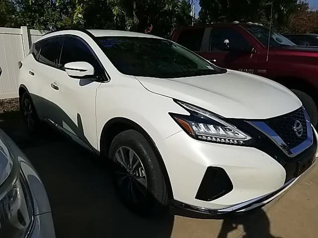 2019 Nissan Murano SV — photo 1 of 33