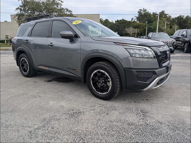 2025 Nissan Pathfinder Rock Creek — photo 1 of 29
