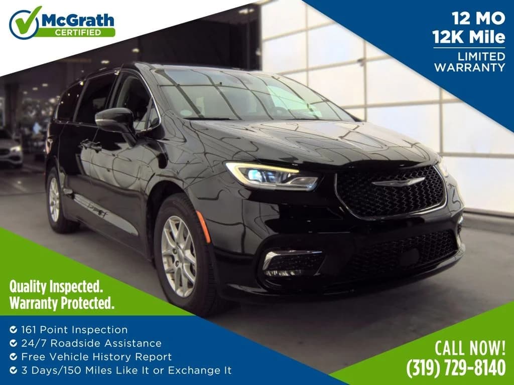 2024 Chrysler Pacifica Touring L — photo 1 of 14