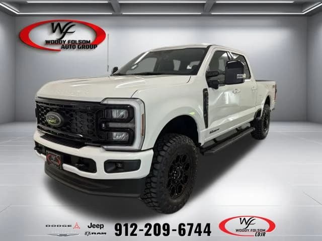 2026 Ford Super Duty F-350 SRW LARIAT — photo 1 of 22