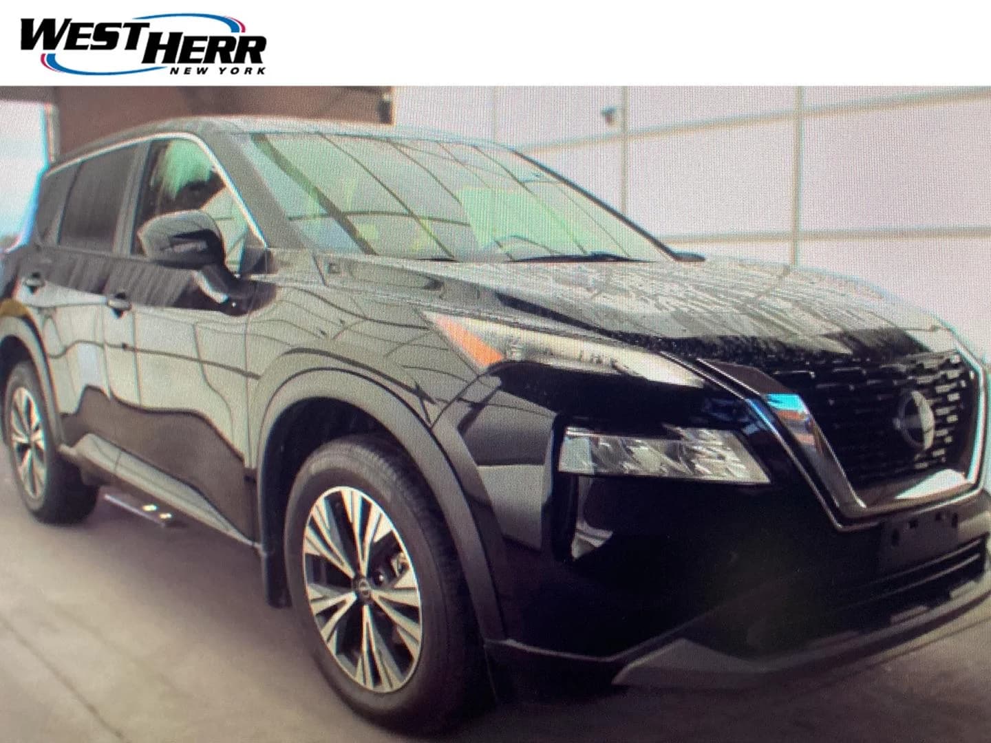 2023 Nissan Rogue SV — photo 1 of 7