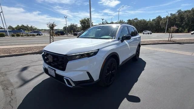 2025 Honda CR-V Hybrid Sport Touring — photo 1 of 35