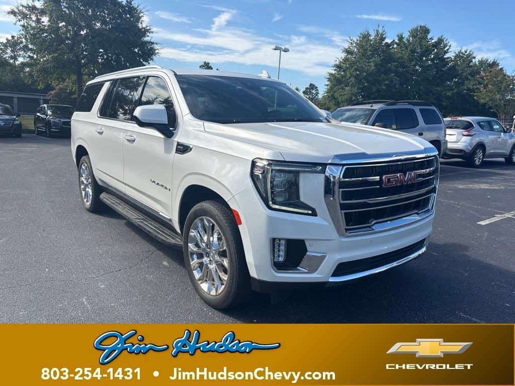 2023 GMC Yukon XL SLT — photo 1 of 10