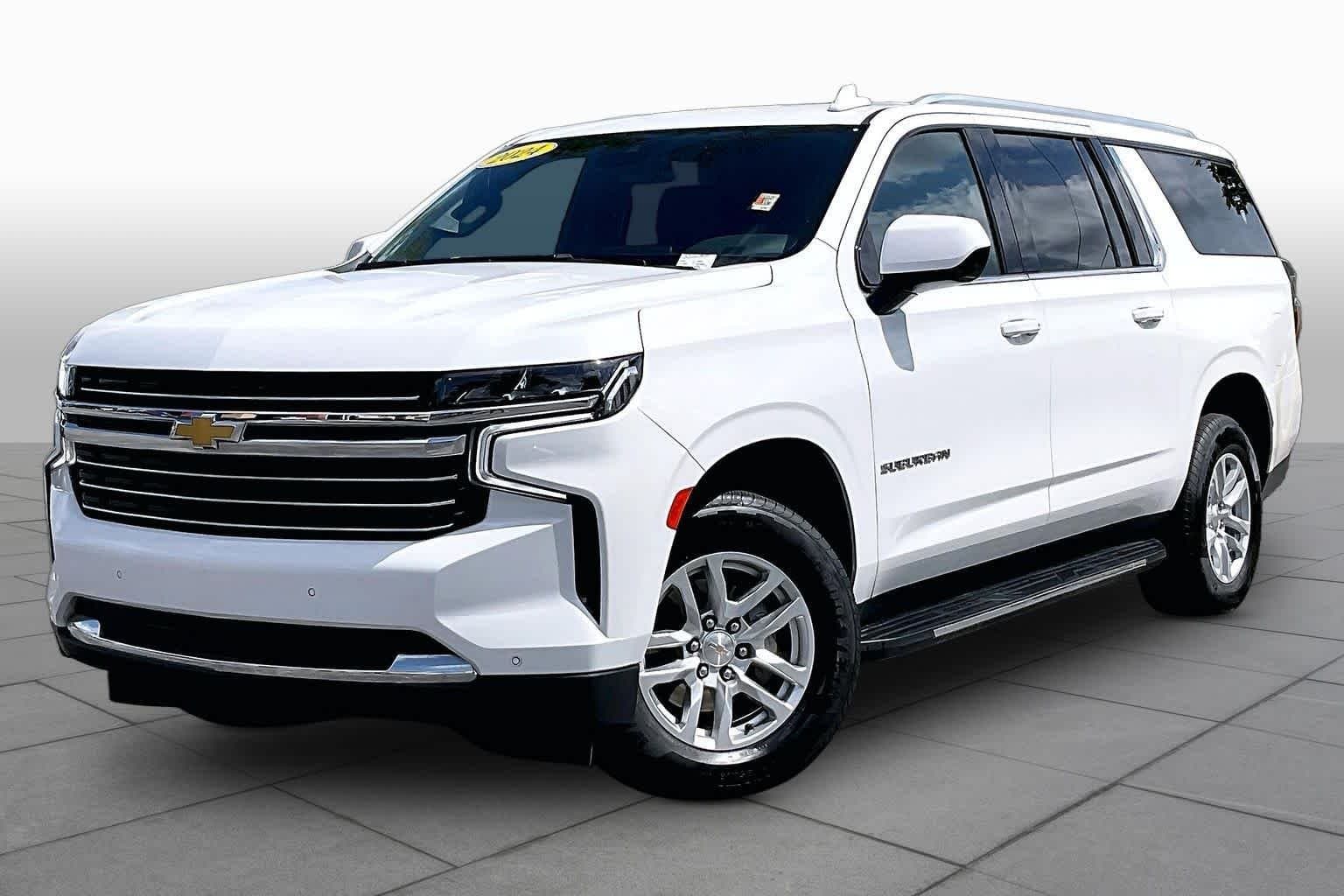 2024 Chevrolet Suburban LT — photo 1 of 34
