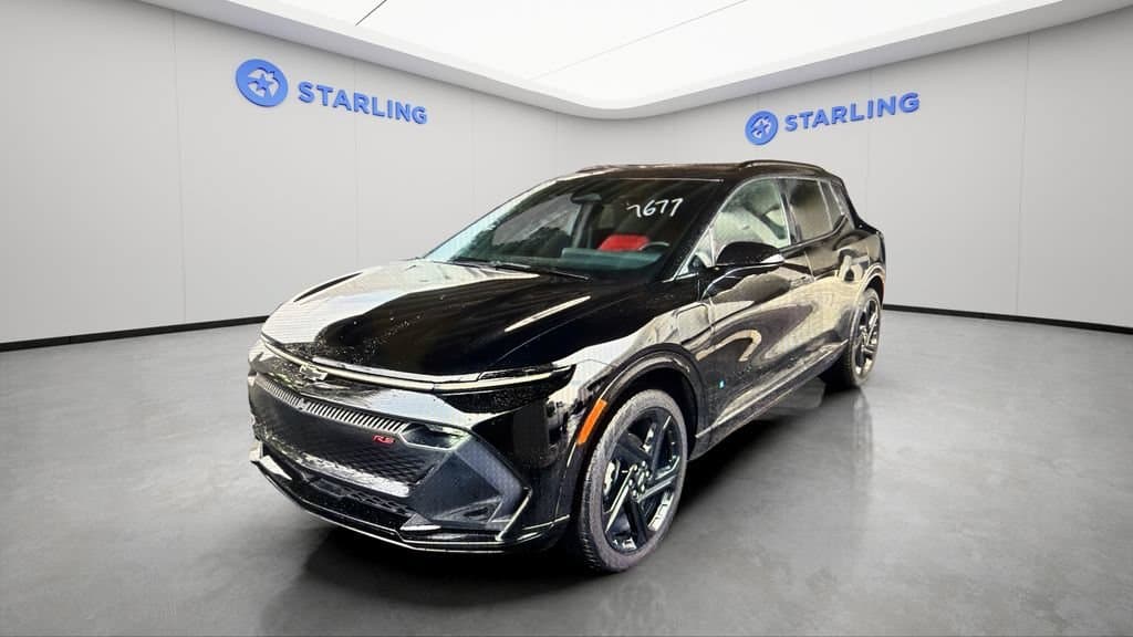 2025 Chevrolet Equinox EV RS — photo 1 of 9