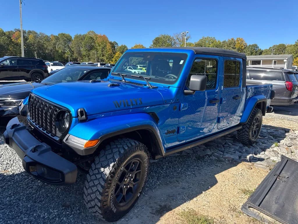 2025 Jeep Gladiator Willys — photo 1 of 4