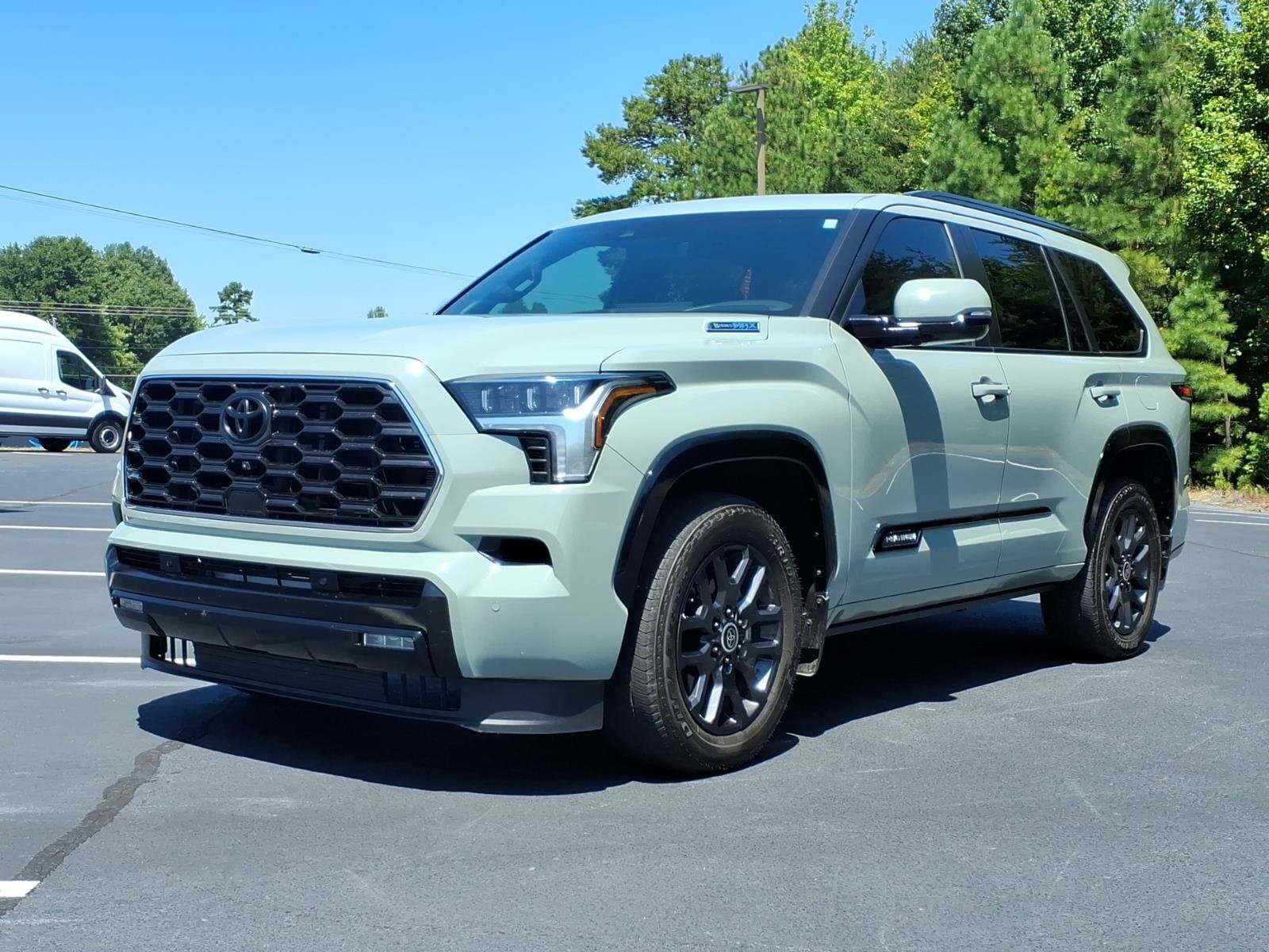 2024 Toyota Sequoia Platinum — photo 1 of 25