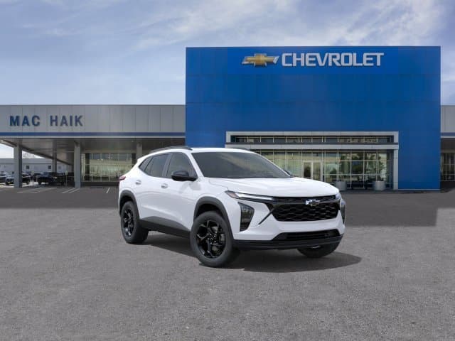 2026 Chevrolet Trax LT — photo 1 of 24