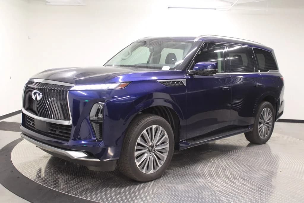 2025 INFINITI QX80 LUXE — photo 1 of 48