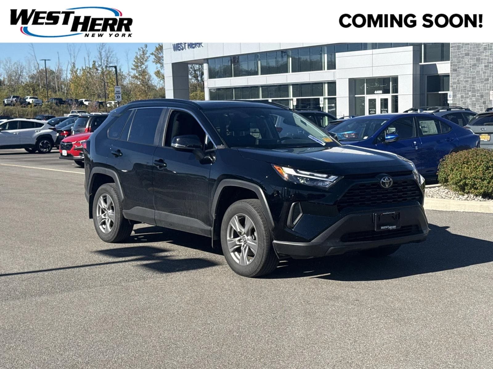 2022 Toyota RAV4 XLE — photo 1 of 24