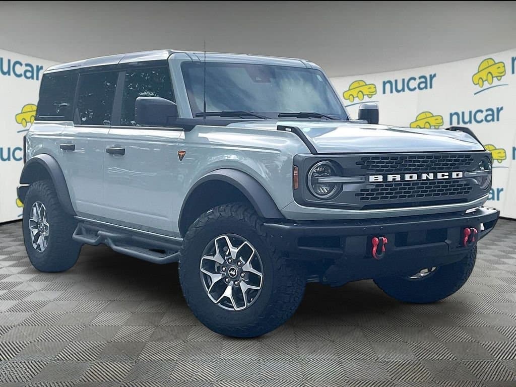 2024 Ford Bronco Badlands — photo 1 of 33