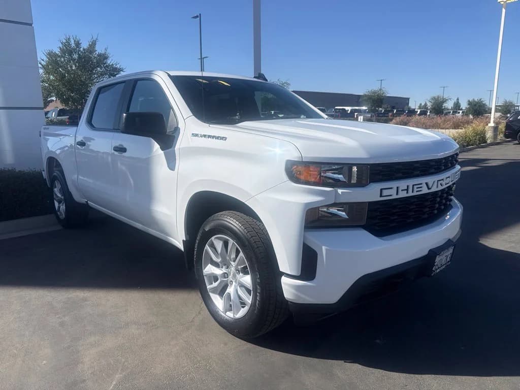 2021 Chevrolet Silverado 1500 Custom — photo 1 of 3