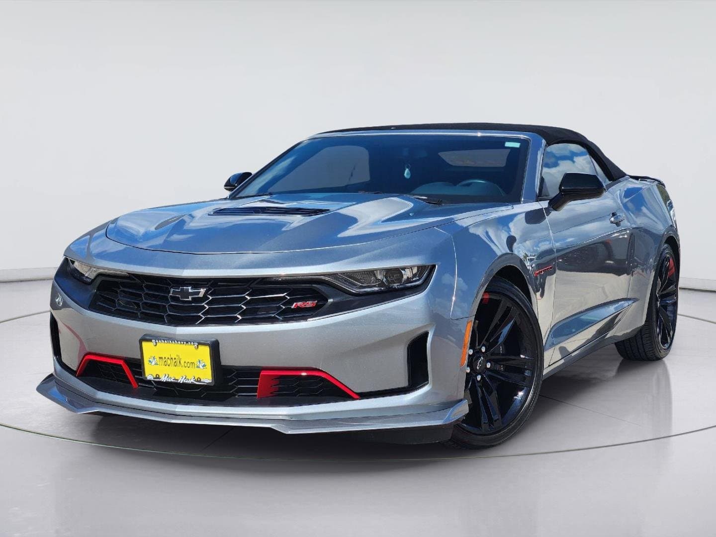 2023 Chevrolet Camaro LT1 — photo 1 of 32