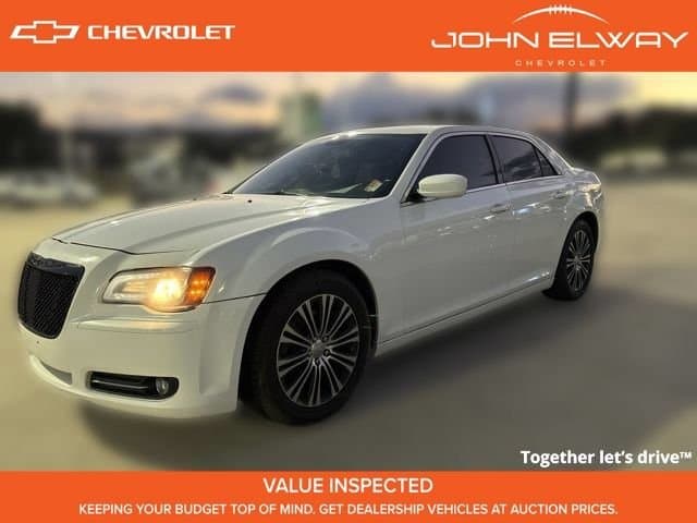 2013 Chrysler 300 Base — photo 1 of 26