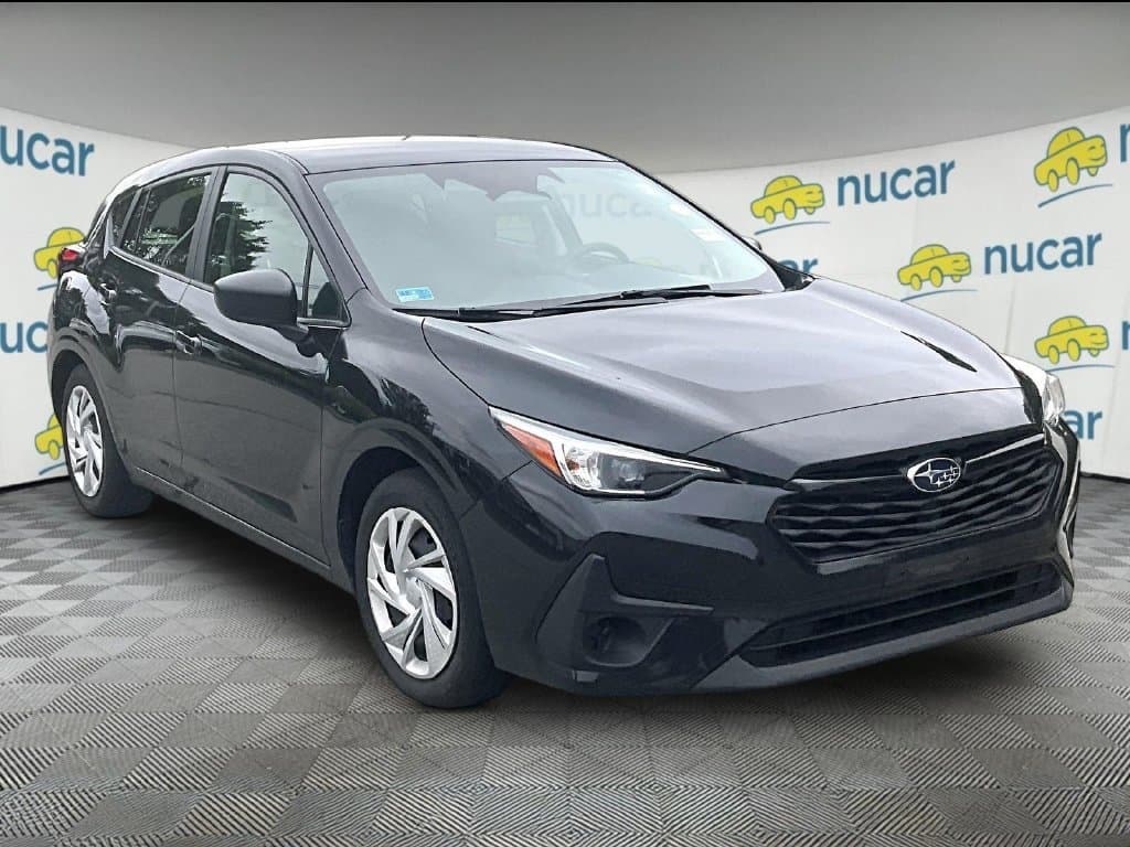 2024 Subaru Impreza Base — photo 1 of 15