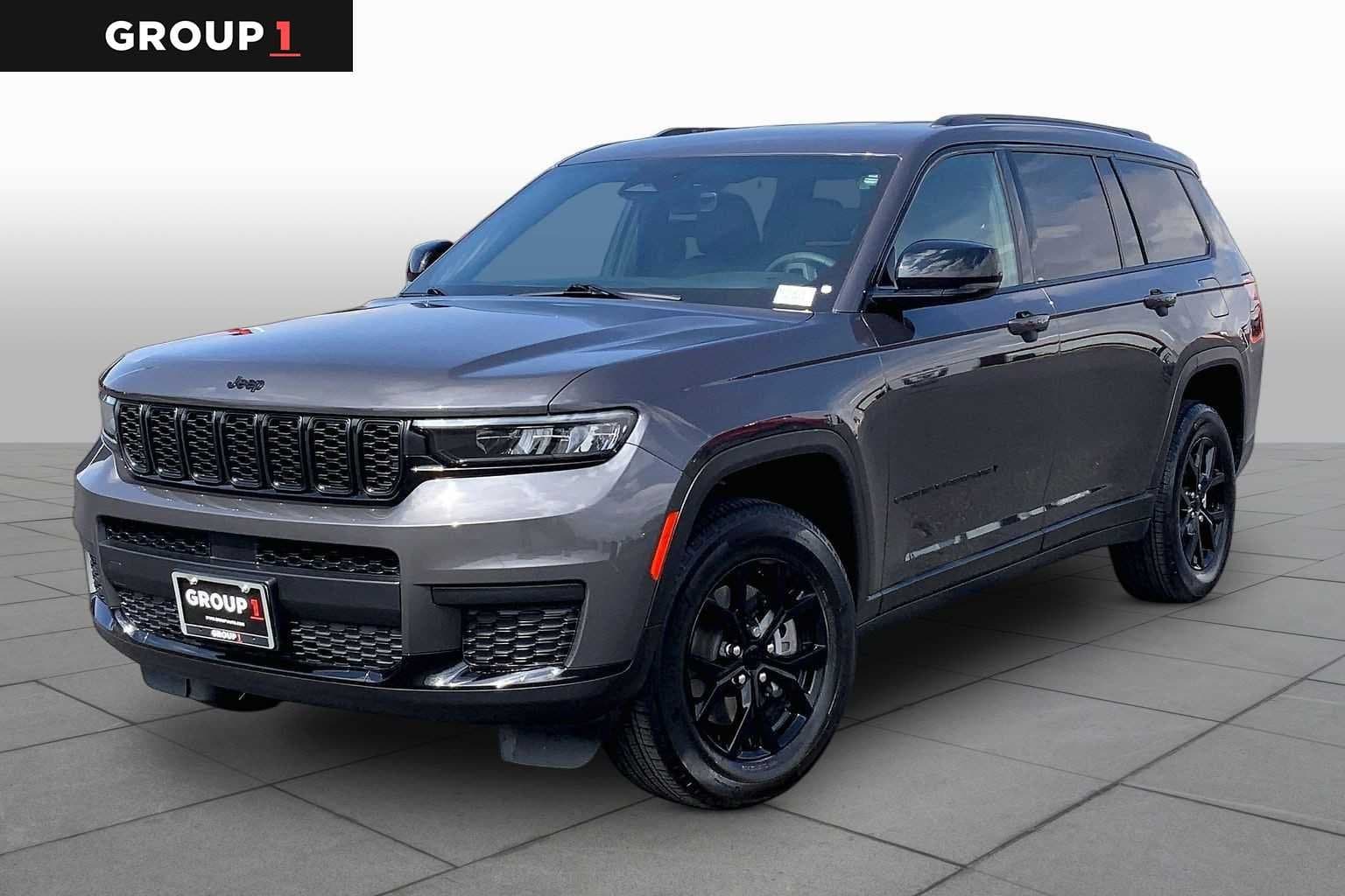 2025 Jeep Grand Cherokee L Altitude — photo 1 of 37