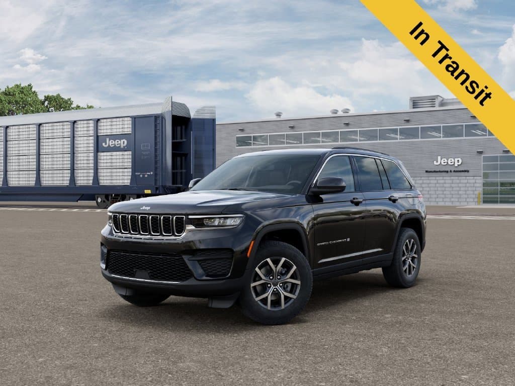 2027 Jeep Grand Cherokee Laredo X — photo 1 of 52