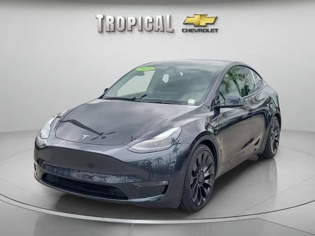 2024 Tesla Model Y Performance — photo 1 of 33