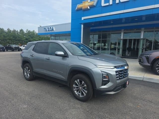 2026 Chevrolet Equinox AWD LT — photo 1 of 11