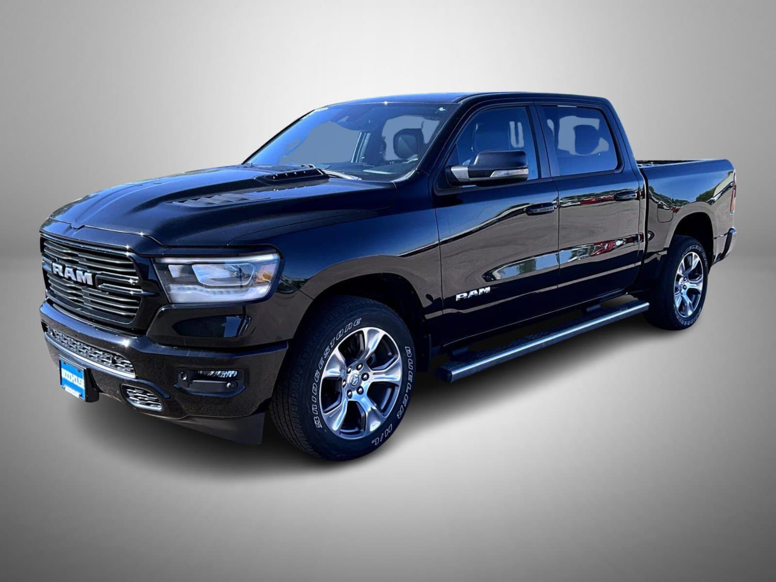 2023 RAM 1500 Laramie — photo 1 of 25