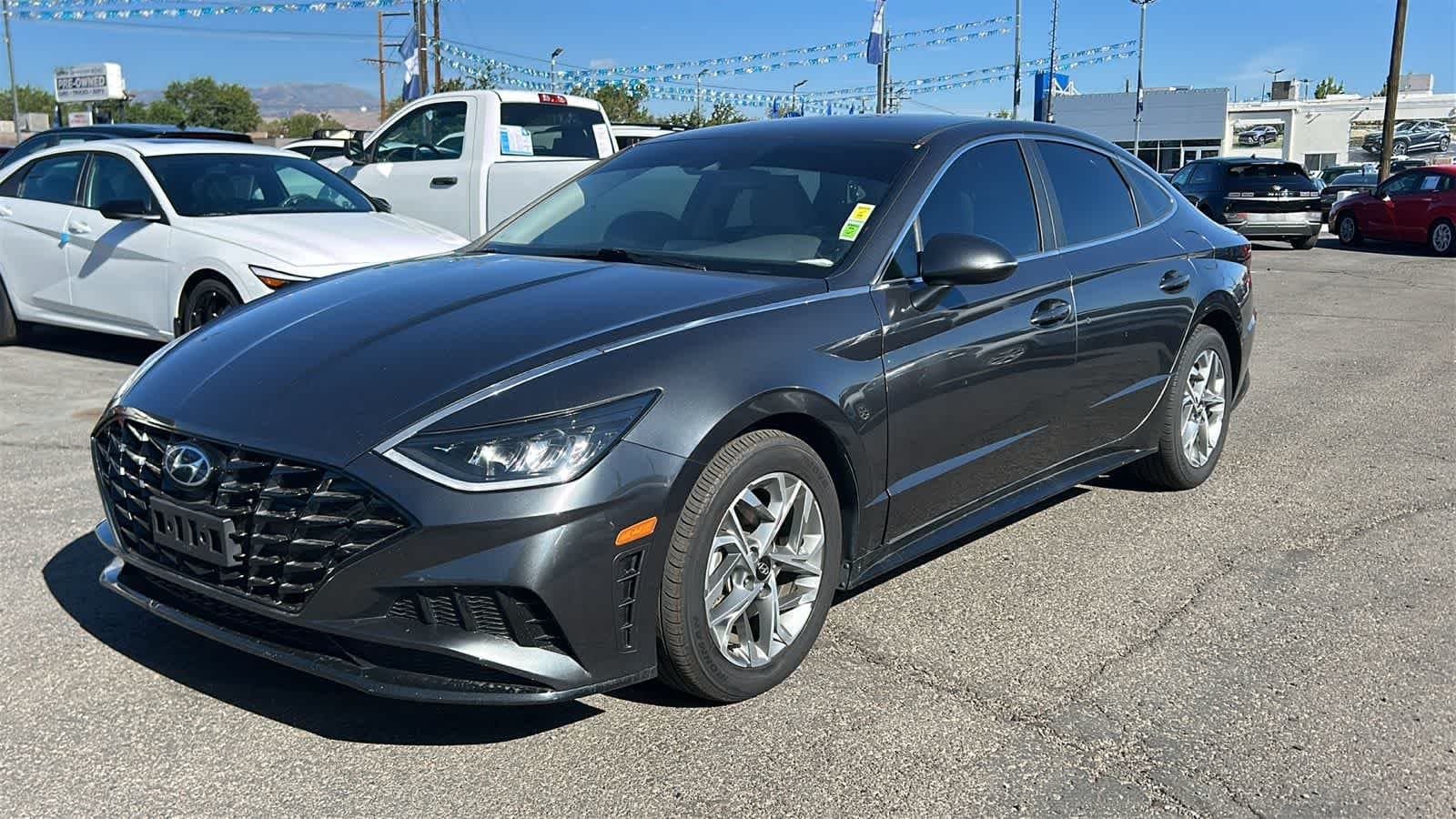 2023 Hyundai SONATA SEL — photo 1 of 21