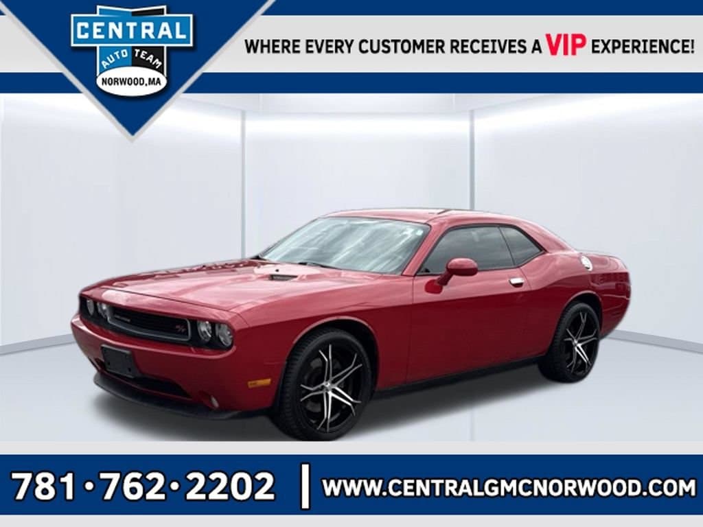 2011 Dodge Challenger R/T — photo 1 of 23